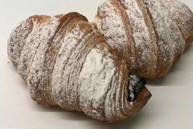 Croissant chocolate