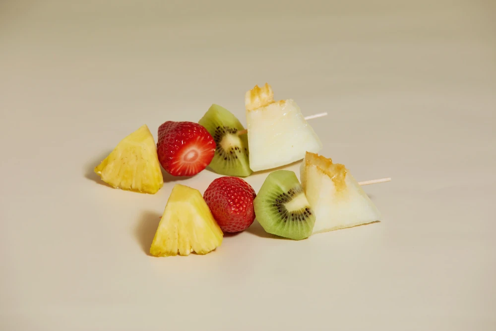 Brocheta de fruta