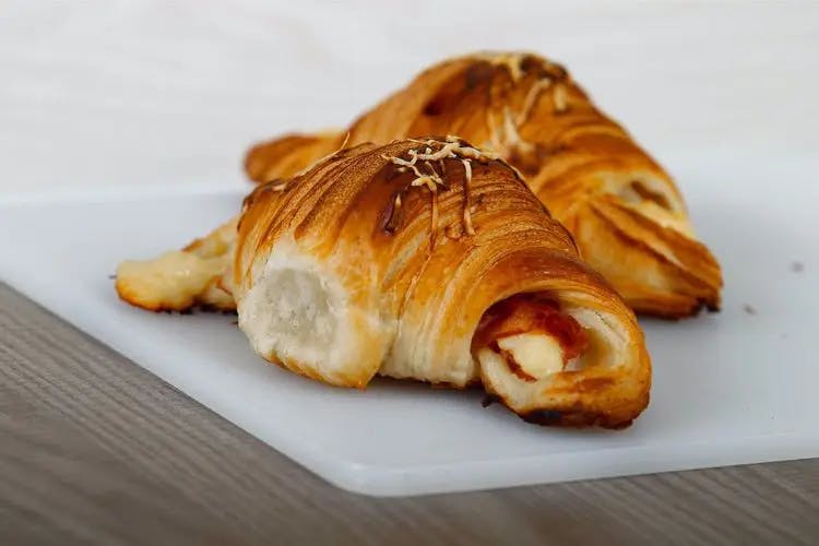 Croissant de bikini