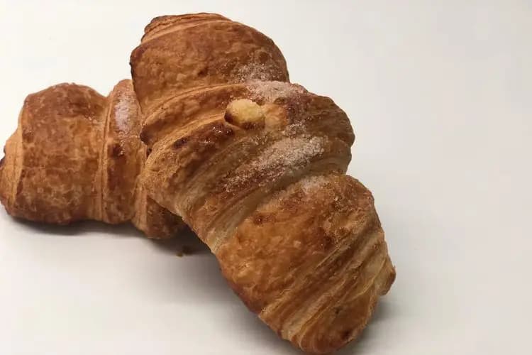 Croissant crema