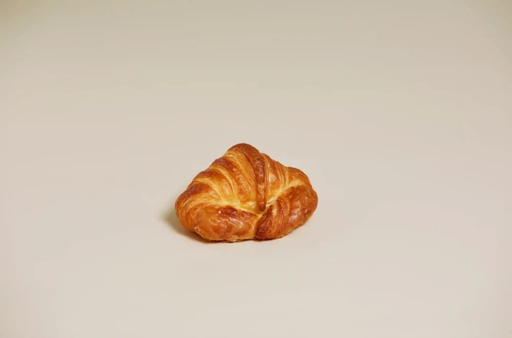 Croissant de mantequilla pequeño